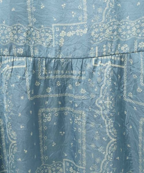 JEANASIS（ジーナシス）の「アソートサテンキャミドレス/661807（ワンピース・レディース・ブルー系その他/ホワイト/ブラック/ブラック系その他・FREE）」の15枚目の写真