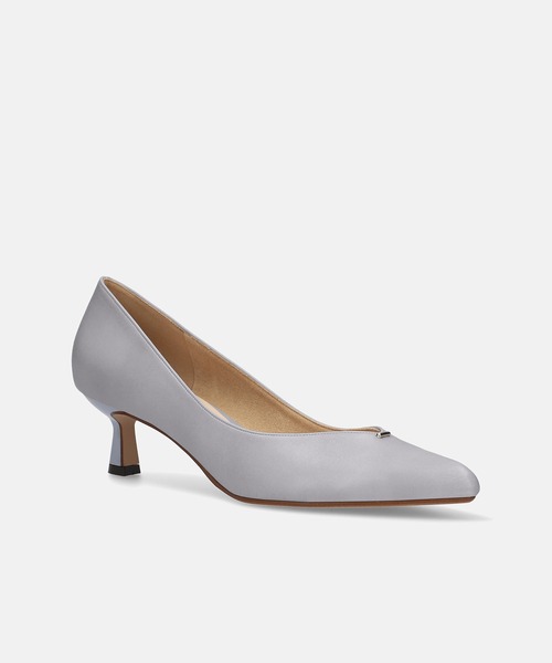 MAMIAN（マミアン）の「メタルパーツ Vカットパンプス (4.5cmヒール)（パンプス・レディース・ブラック/ブルー/ベージュ・22.5cm/23.0cm/23.5cm/24.0cm/24.5cm/25.0cm）」の13枚目の写真