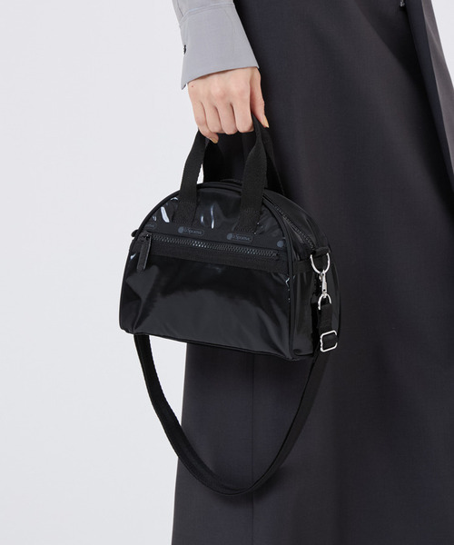 LeSportsac(レスポートサック)の「ROUND SM SATCHEL ブラックシャイン(ショルダーバッグ・レディース・ブラック・FREE)」の2枚目の写真
