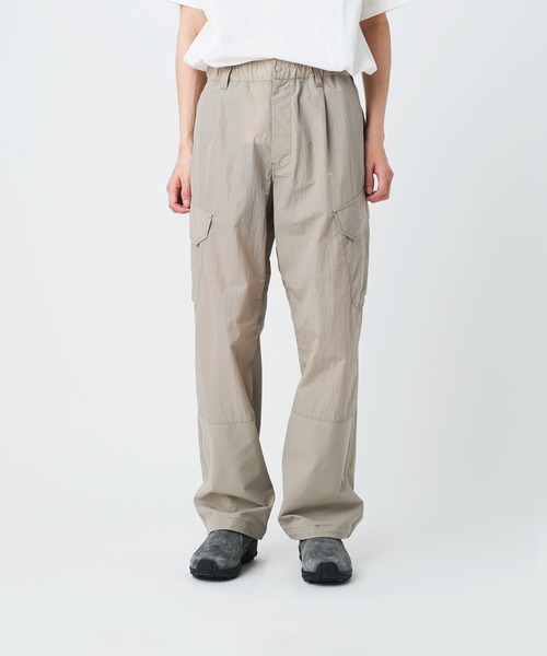 Snow Peak(スノーピーク)の「Snow Peak / Insect Shield Pants インセクトシールドパンツ(カーゴパンツ・メンズ・グレイッシュベージュ/ブラウン/チャコール・M/L)」の3枚目の写真