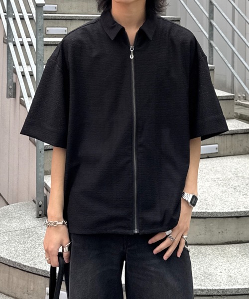 Lui's(ルイス)の「S/S ZIPレースシャツ(シャツ/ブラウス・メンズ・ブラック/ホワイト/オリーブ・S/M)」の2枚目の写真