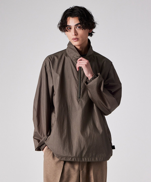PS Paul Smith(ピーエスポールスミス)の「PERTEX(R) ハーフジップ スタンドブルゾン / 162751 EXLZ01(ブルゾン・メンズ・ブラック/ブラウン・LARGE/MEDIUM)」の1枚目の写真