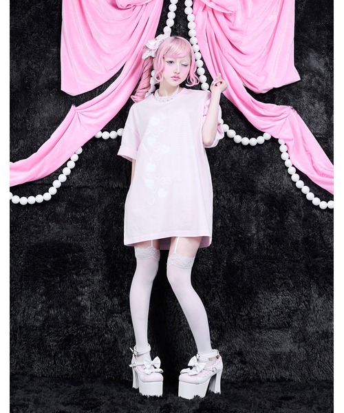 AVENCHUMU(アバンチュウム)の「Full of illustration T-shirt(Tシャツ/カットソー・レディース・ブラック/ホワイト/ピンク・FREE)」の5枚目の写真