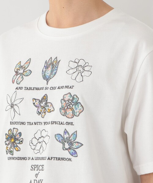 Afternoon Tea(アフタヌーンティー)の「パッチワーク刺繍Tシャツ/リバティプリント(Tシャツ/カットソー・レディース・オフホワイト/チャコールグレー/パープル・MEDIUM)」の7枚目の写真