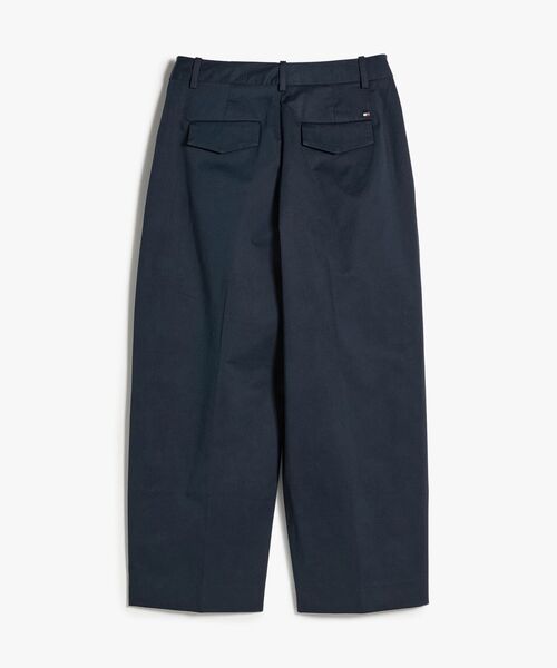 TOMMY HILFIGER(トミーヒルフィガー)の「バレルクロップドプリーツパンツ(チノパンツ・レディース・ホワイト/ベージュ・34inch/36inch/38inch)」の9枚目の写真