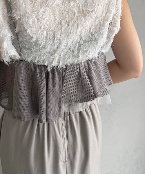 &g'aime（アンジェム）の「【&ｇ'aime 】ミックスラッフルワンピース　Mixed Ruffle Dress（ワンピース・レディース・グレー/ブラック・FREE）」の9枚目の写真