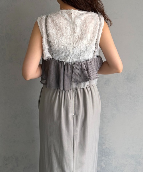 &g'aime（アンジェム）の「【&ｇ'aime 】ミックスラッフルワンピース　Mixed Ruffle Dress（ワンピース・レディース・グレー/ブラック・FREE）」の11枚目の写真