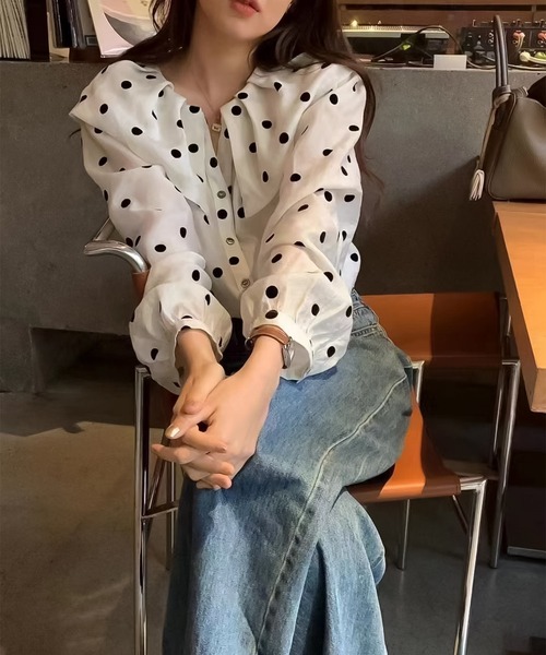 blackdia ocean(ブラックダイヤオーシャン)の「blackdia ocean ドット カラー ブラウス(シャツ/ブラウス・レディース・ホワイト・SMALL/MEDIUM/LARGE)」の2枚目の写真