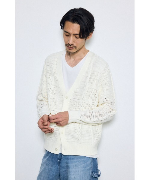 AZUL by moussy(アズールバイマウジー)の「コットンメッシュニットカーディガン(カーディガン/ボレロ・メンズ・ベージュ/ブラック/オフホワイト・MEDIUM/LARGE)」の10枚目の写真