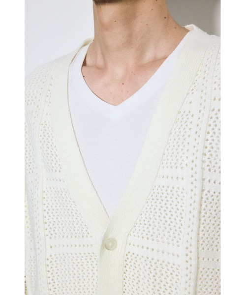 AZUL by moussy(アズールバイマウジー)の「コットンメッシュニットカーディガン(カーディガン/ボレロ・メンズ・ベージュ/ブラック/オフホワイト・MEDIUM/LARGE)」の16枚目の写真