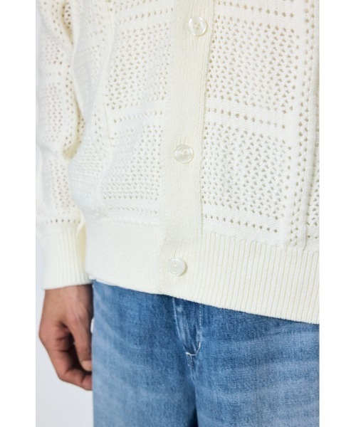 AZUL by moussy(アズールバイマウジー)の「コットンメッシュニットカーディガン(カーディガン/ボレロ・メンズ・ベージュ/ブラック/オフホワイト・MEDIUM/LARGE)」の18枚目の写真