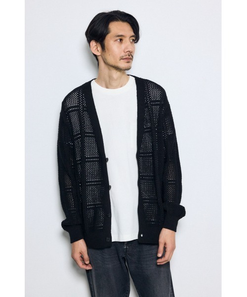 AZUL by moussy(アズールバイマウジー)の「コットンメッシュニットカーディガン(カーディガン/ボレロ・メンズ・ベージュ/ブラック/オフホワイト・MEDIUM/LARGE)」の21枚目の写真