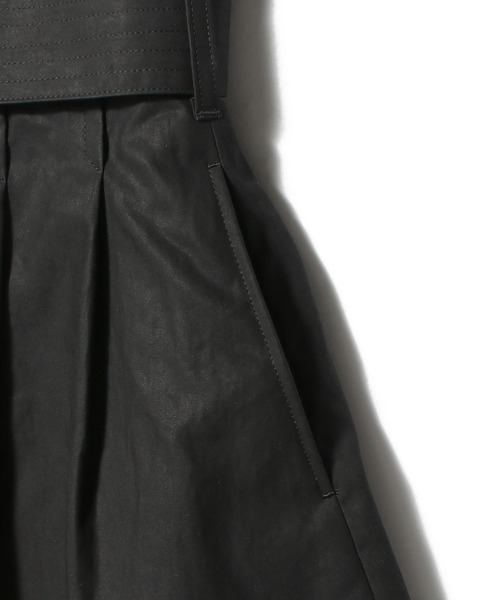 ESTNATION(エストネーション)の「ESSENCEOFLUXURY / ベルテッドショートパンツ(その他パンツ・レディース・ブラック/オフホワイト・38/36)」の6枚目の写真
