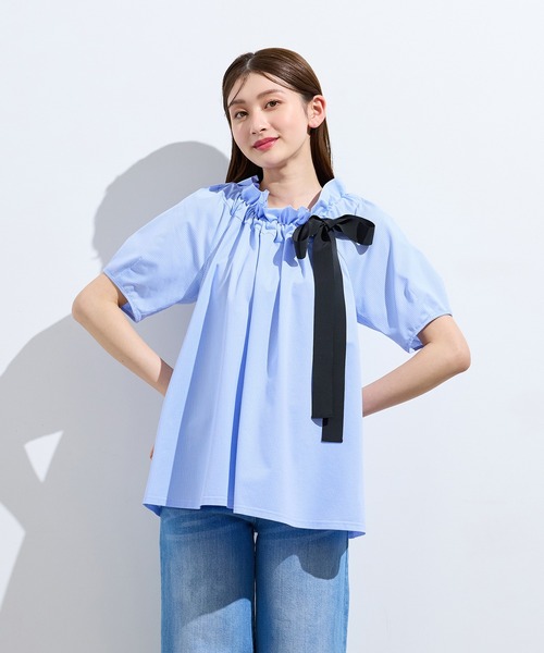 Rose Tiara（ローズティアラ）の「【接触冷感】ギャザーリボンブラウス（シャツ/ブラウス・レディース・オフホワイト/ブルー/ブラック・38/42/46）」の3枚目の写真