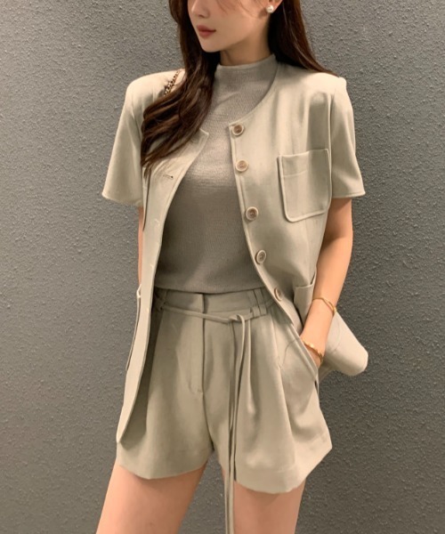 FAVORITO(ファヴォリート)の「シングルブレストトップスショートパンツセットアップ(セットアップ・レディース・モカ/ブラック・F)」の21枚目の写真