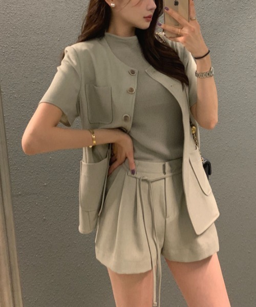 FAVORITO(ファヴォリート)の「シングルブレストトップスショートパンツセットアップ(セットアップ・レディース・モカ/ブラック・F)」の18枚目の写真