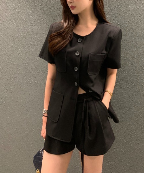 FAVORITO(ファヴォリート)の「シングルブレストトップスショートパンツセットアップ(セットアップ・レディース・モカ/ブラック・F)」の8枚目の写真