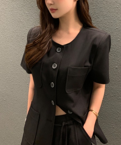 FAVORITO(ファヴォリート)の「シングルブレストトップスショートパンツセットアップ(セットアップ・レディース・モカ/ブラック・F)」の3枚目の写真