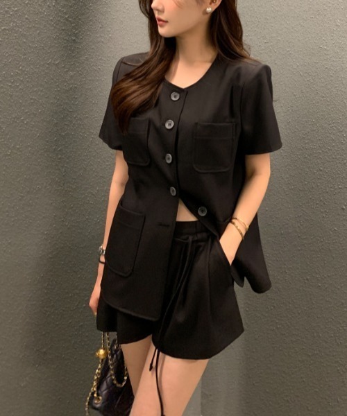 FAVORITO(ファヴォリート)の「シングルブレストトップスショートパンツセットアップ(セットアップ・レディース・モカ/ブラック・F)」の6枚目の写真