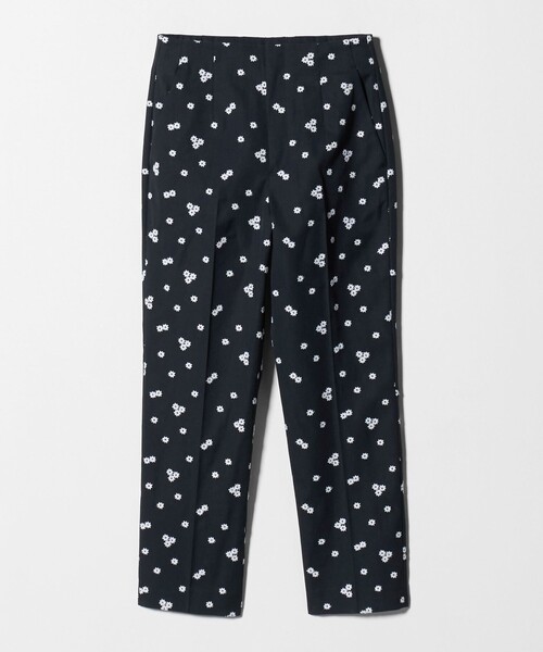 UNITED ARROWS(ユナイテッドアローズ)の「エンブロイダリー フラワー スリム テーパードパンツ ‐ウォッシャブル‐(スラックス・レディース・ネイビー/ベージュ/オフホワイト・40/36/34/38)」の17枚目の写真