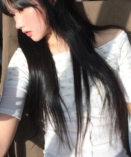 HALEY PESCA(ヘーリーペスカ)の「HALEY PESCA/パッチワーク 花柄オフショルダーTシャツ(Tシャツ/カットソー・レディース・ホワイト・LARGE/SMALL/MEDIUM)」の6枚目の写真