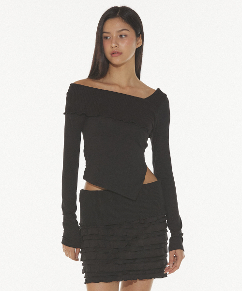 DEARSTALKER(ディアストーカー)の「ERIS DROP SLEEVE KNIT - BLACK(Tシャツ/カットソー・レディース・その他・FREE)」の2枚目の写真