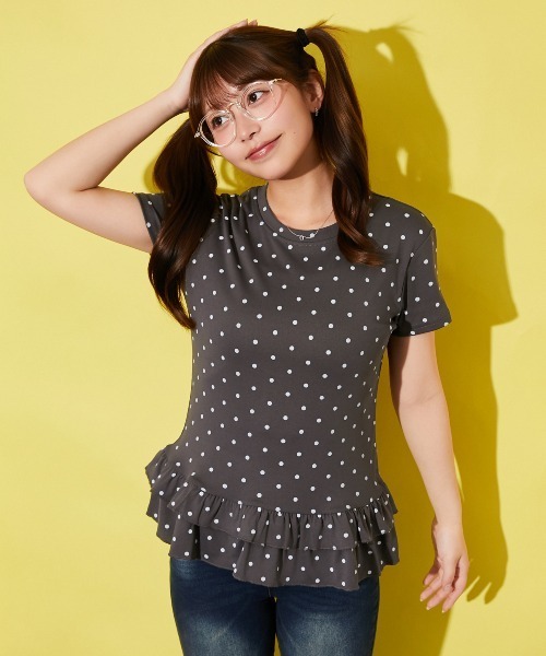 GORGE(ゴージ)の「《ドット柄×裾フリル》カットソー/大人フェミニン/春夏/全4色(Tシャツ/カットソー・レディース・ブラック/チャコール/オートミール/ネイビー・F)」の9枚目の写真