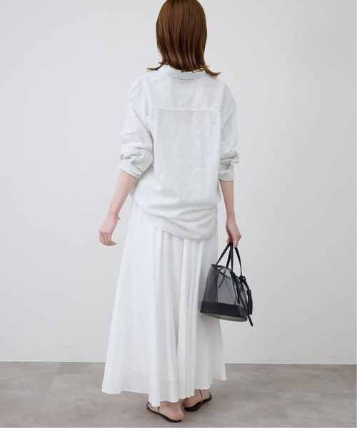 SLOBE IENA(スローブイエナ)の「《追加2》リネンコットンレギュラーシャツ(シャツ/ブラウス・レディース・ダークパープル/カーキ/イエロー/ブラウン/ホワイト系その他・FREE)」の11枚目の写真