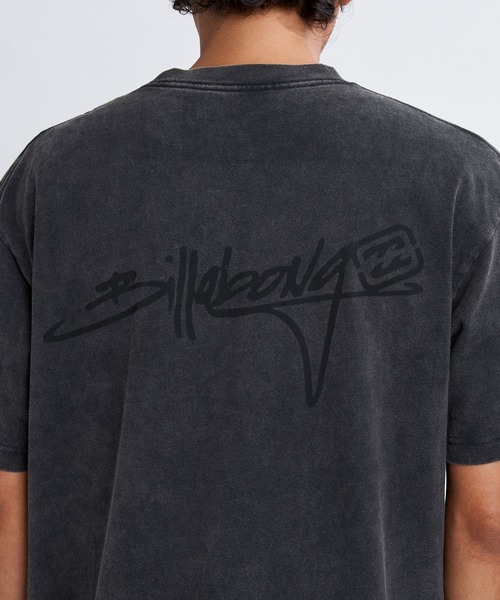 BILLABONG(ビラボン)の「BILLABONG メンズ 【OVER FIT】SCRIPT LOGO Tシャツ 【2026年春夏モデル】(Tシャツ/カットソー・メンズ・オフホワイト/ブラック系その他/イエロー系その他・MEDIUM/X-LARGE/LARGE)」の7枚目の写真