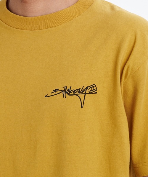 BILLABONG(ビラボン)の「BILLABONG メンズ 【OVER FIT】SCRIPT LOGO Tシャツ 【2026年春夏モデル】(Tシャツ/カットソー・メンズ・オフホワイト/ブラック系その他/イエロー系その他・MEDIUM/X-LARGE/LARGE)」の22枚目の写真
