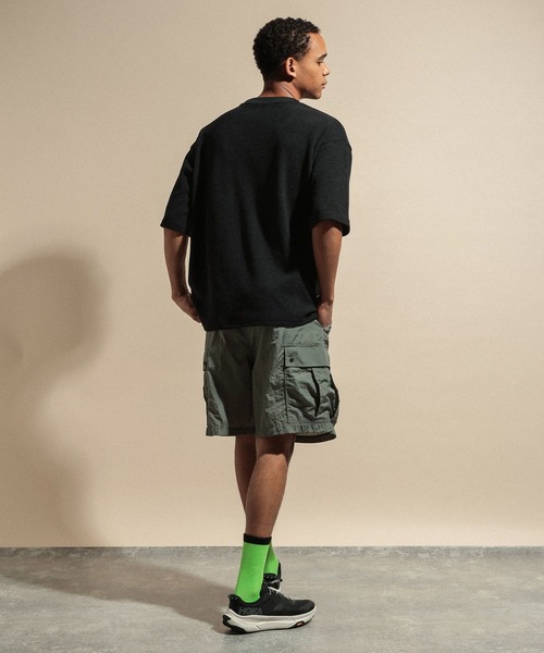 NUMERALS(ヌメラルズ)の「WAFFLE CREWNECK T-SHIRT / NUMERALS(Tシャツ/カットソー・メンズ・カーキ/ホワイト/ブラック/ベージュ・LARGE/MEDIUM)」の18枚目の写真
