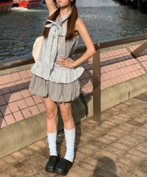 Vipoa(ヴィポア)の「ストライプスタンドアップカラーシャツ(シャツ/ブラウス・レディース・ブルー・FREE)」の9枚目の写真