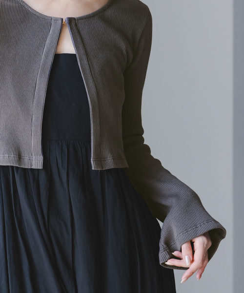 Noble（ノーブル）の「《アンサンブル対応》MAISON CORNICHON Short Cardigan Long sleeve（カーディガン/ボレロ・レディース・レッド/アイボリー/チャコールグレー・FREE）」の9枚目の写真