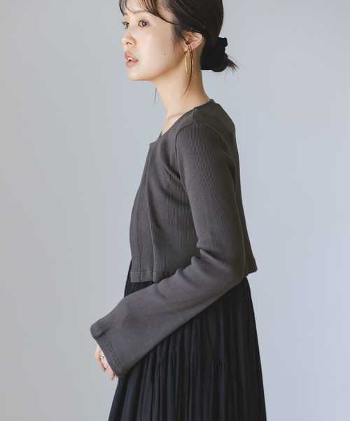 Noble（ノーブル）の「《アンサンブル対応》MAISON CORNICHON Short Cardigan Long sleeve（カーディガン/ボレロ・レディース・レッド/アイボリー/チャコールグレー・FREE）」の13枚目の写真