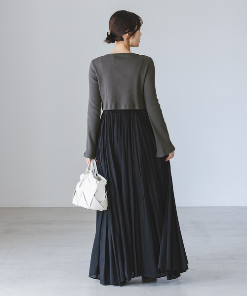 Noble（ノーブル）の「《アンサンブル対応》MAISON CORNICHON Short Cardigan Long sleeve（カーディガン/ボレロ・レディース・レッド/アイボリー/チャコールグレー・FREE）」の17枚目の写真