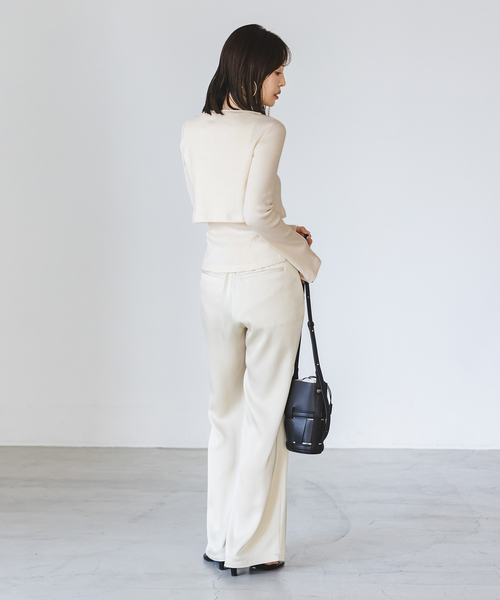 Noble（ノーブル）の「《アンサンブル対応》MAISON CORNICHON Short Cardigan Long sleeve（カーディガン/ボレロ・レディース・レッド/アイボリー/チャコールグレー・FREE）」の22枚目の写真
