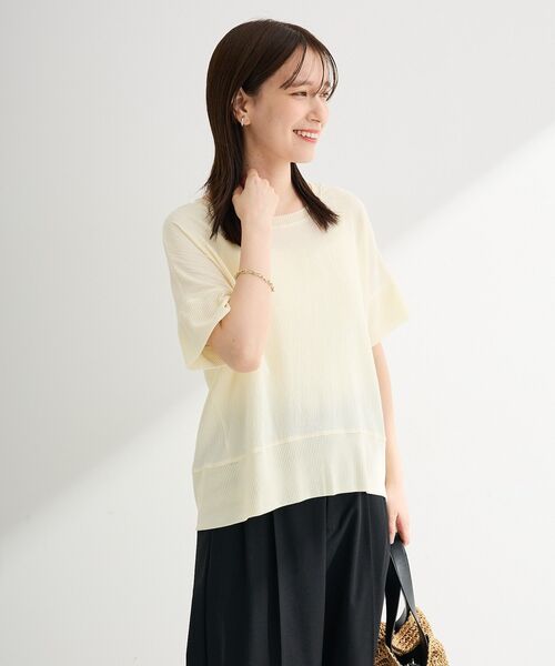 Green Parks(グリーンパークス)の「シアーリブ切替楊柳プルオーバー(Tシャツ/カットソー・レディース・チャコールグレー/オフホワイト/サックスブルー/ベージュ/ホワイト系その他2/グリーン系その他3/レッド・FREE)」の11枚目の写真