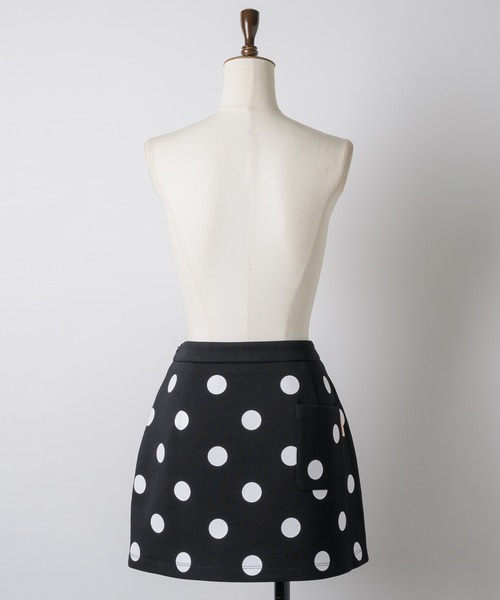 GIUNON(ジウノン)の「dot bonding mini skirt / ドットボンディングミニスカート(スカート・レディース・ブラック/アイボリー・FREE)」の15枚目の写真