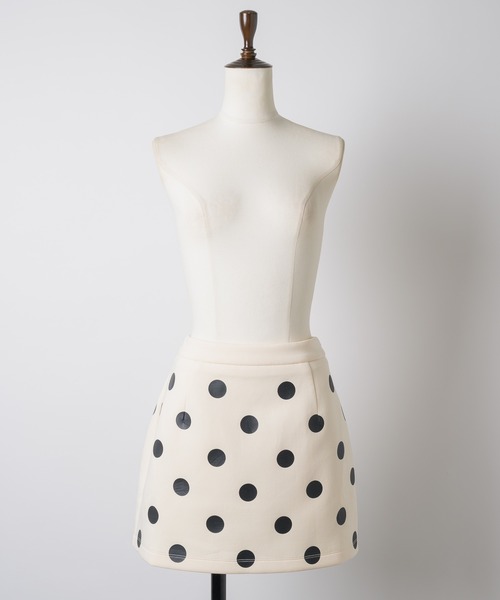 GIUNON(ジウノン)の「dot bonding mini skirt / ドットボンディングミニスカート(スカート・レディース・ブラック/アイボリー・FREE)」の17枚目の写真