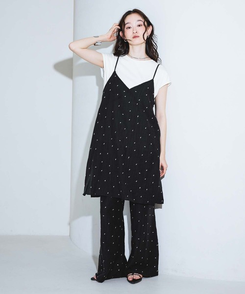 LAKOLE(ラコレ)の「<接触冷感>ドット刺繍ミニキャミワンピース / 849469(ワンピース・レディース・ブルー/アイボリー/ブラック・FREE)」の1枚目の写真