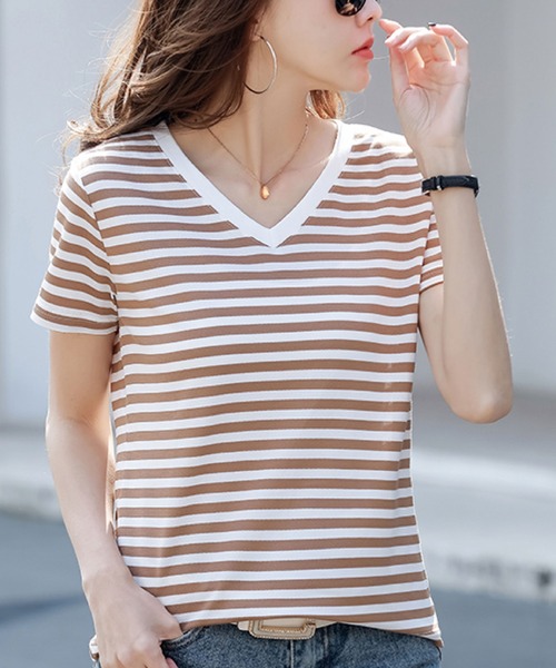 2ly2（トゥーリートゥー）の「VネックボーダーTシャツ レディース 半袖 ゆったり カットソー（Tシャツ/カットソー・レディース・ブラック/ベージュ/ブルー・FREE）」の6枚目の写真