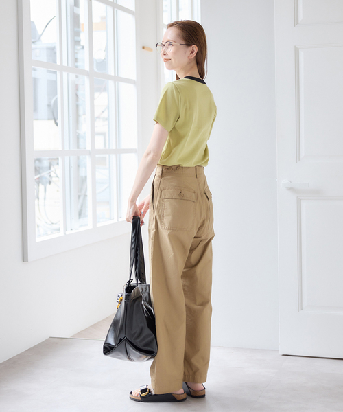 U by SPICK&SPAN（ユーバイスピックアンドスパン）の「バレルレッグルーズベイカーパンツ（カーゴパンツ・レディース・ベージュ/ネイビー/カーキ・38/36）」の7枚目の写真