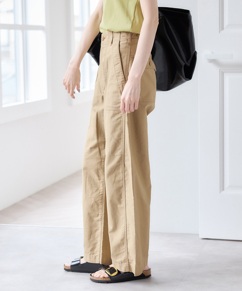 U by SPICK&SPAN（ユーバイスピックアンドスパン）の「バレルレッグルーズベイカーパンツ（カーゴパンツ・レディース・ベージュ/ネイビー/カーキ・38/36）」の14枚目の写真