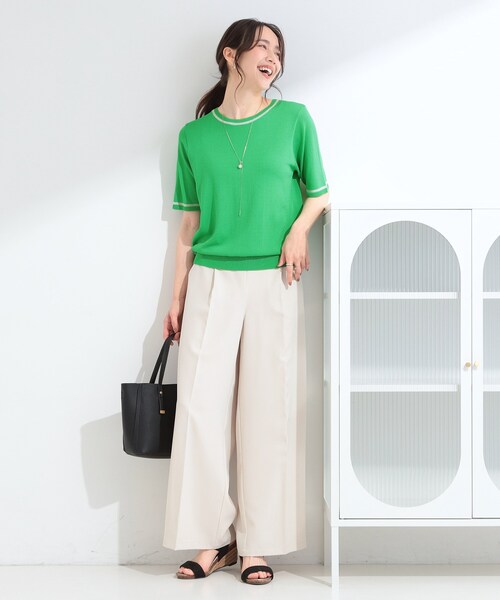 SHOO・LA・RUE(シューラルー)の「【洗濯機可/S-LL】キラッと華やか ラメライン五分袖ニット(ニット/セーター・レディース・グリーン/ブラウン系/ブラック・01/02/04/03)」の10枚目の写真