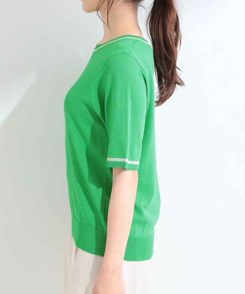 SHOO・LA・RUE(シューラルー)の「【洗濯機可/S-LL】キラッと華やか ラメライン五分袖ニット(ニット/セーター・レディース・グリーン/ブラウン系/ブラック・01/02/04/03)」の17枚目の写真