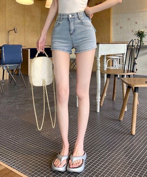 AVYL(アヴィル)の「バックリボンハイウエストショートパンツ(その他パンツ・レディース・サックスブルー・L/M/S)」の4枚目の写真
