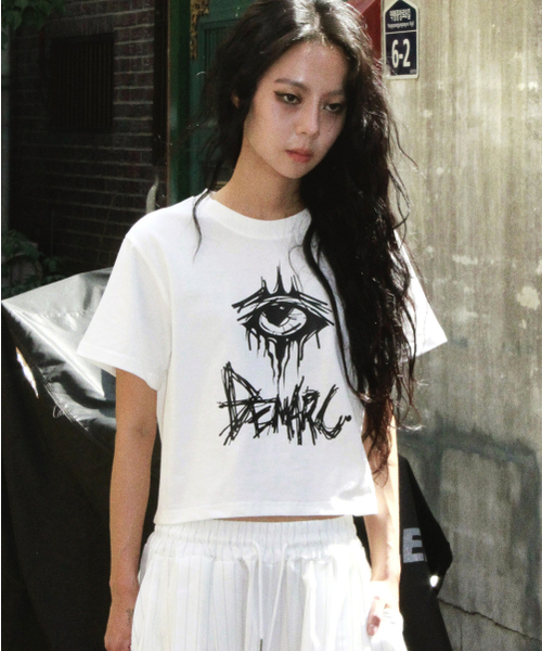 DEMARC(ドゥマーク)の「eerie logo text crop short sleeve tee White(Tシャツ/カットソー・レディース・ホワイト・MEDIUM/LARGE)」の5枚目の写真