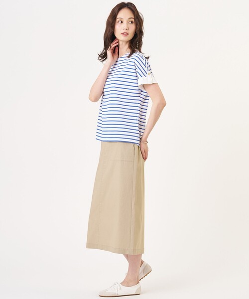 J.PRESS(ジェイプレス)の「【一枚で着映え】バイカラーボーダー クルーネック カットソー(Tシャツ/カットソー・レディース・ブルー系1/黄土色系2/ネイビー系1/カーキ系1・LARGE/MEDIUM)」の11枚目の写真