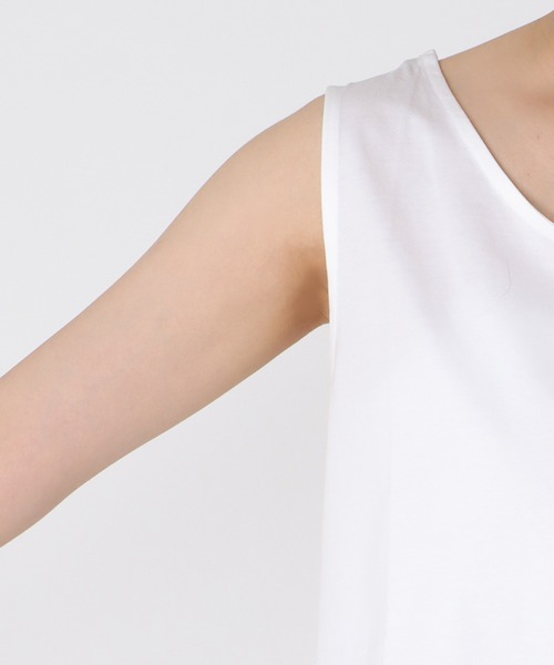 Jines(ジネス)の「レイヤードタンクトップ柄(Tシャツ/カットソー・レディース・ホワイト/ブラック・38)」の10枚目の写真
