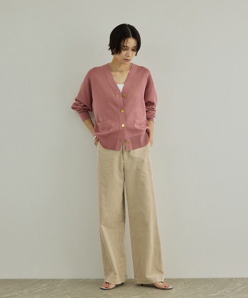 SALON adam et rope'(サロン アダム エ ロペ)の「【WEB限定】スウェットライク ライン メタルボタンカーディガン 4(カーディガン/ボレロ・レディース・ベージュ系その他/ピンク/ブラウン系その他2/ネイビー・FREE)」の20枚目の写真